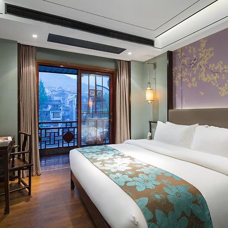Morninginn, Phoenix Ancient City Tuojiang Fenghuang County Exterior photo