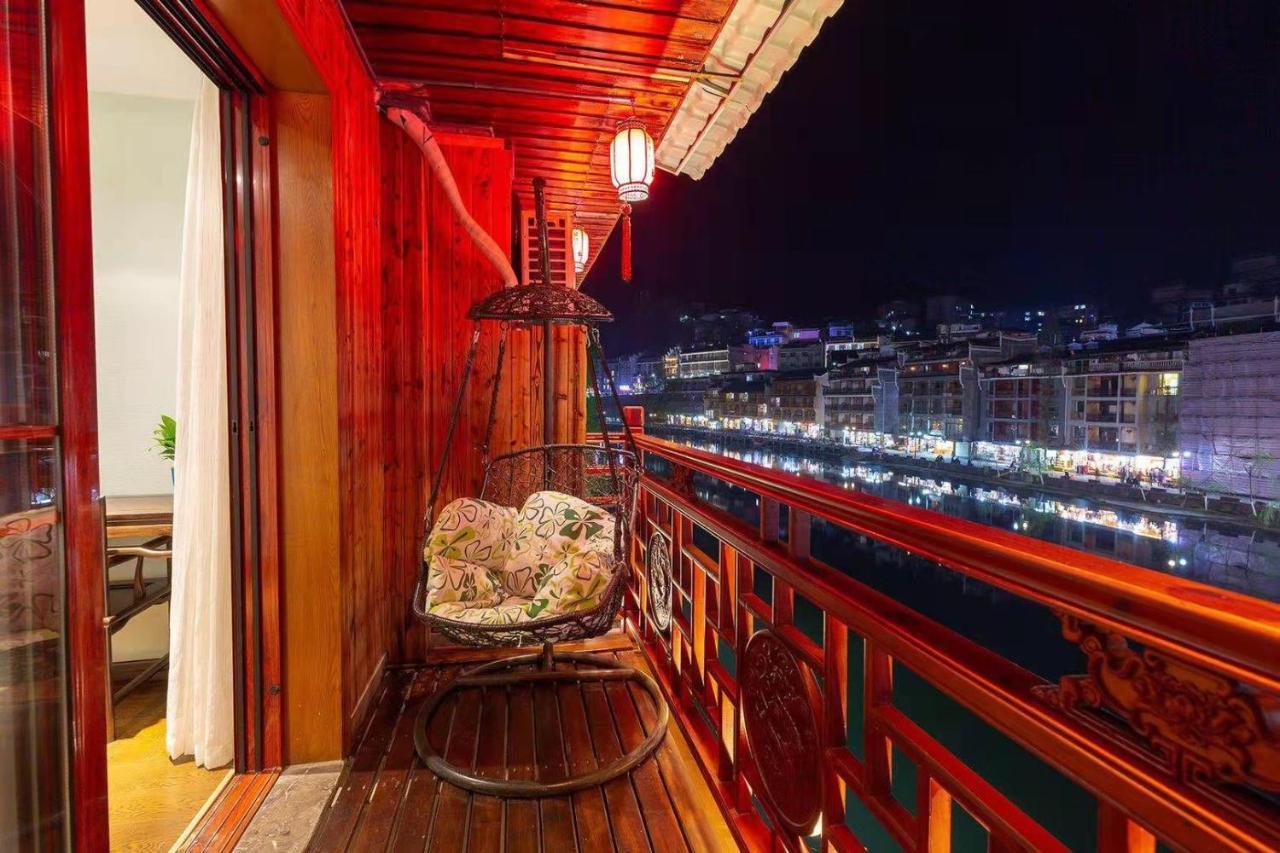 Morninginn, Phoenix Ancient City Tuojiang Fenghuang County Exterior photo