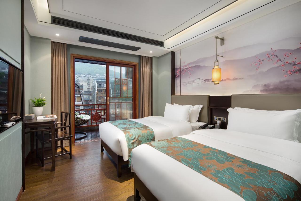 Morninginn, Phoenix Ancient City Tuojiang Fenghuang County Exterior photo